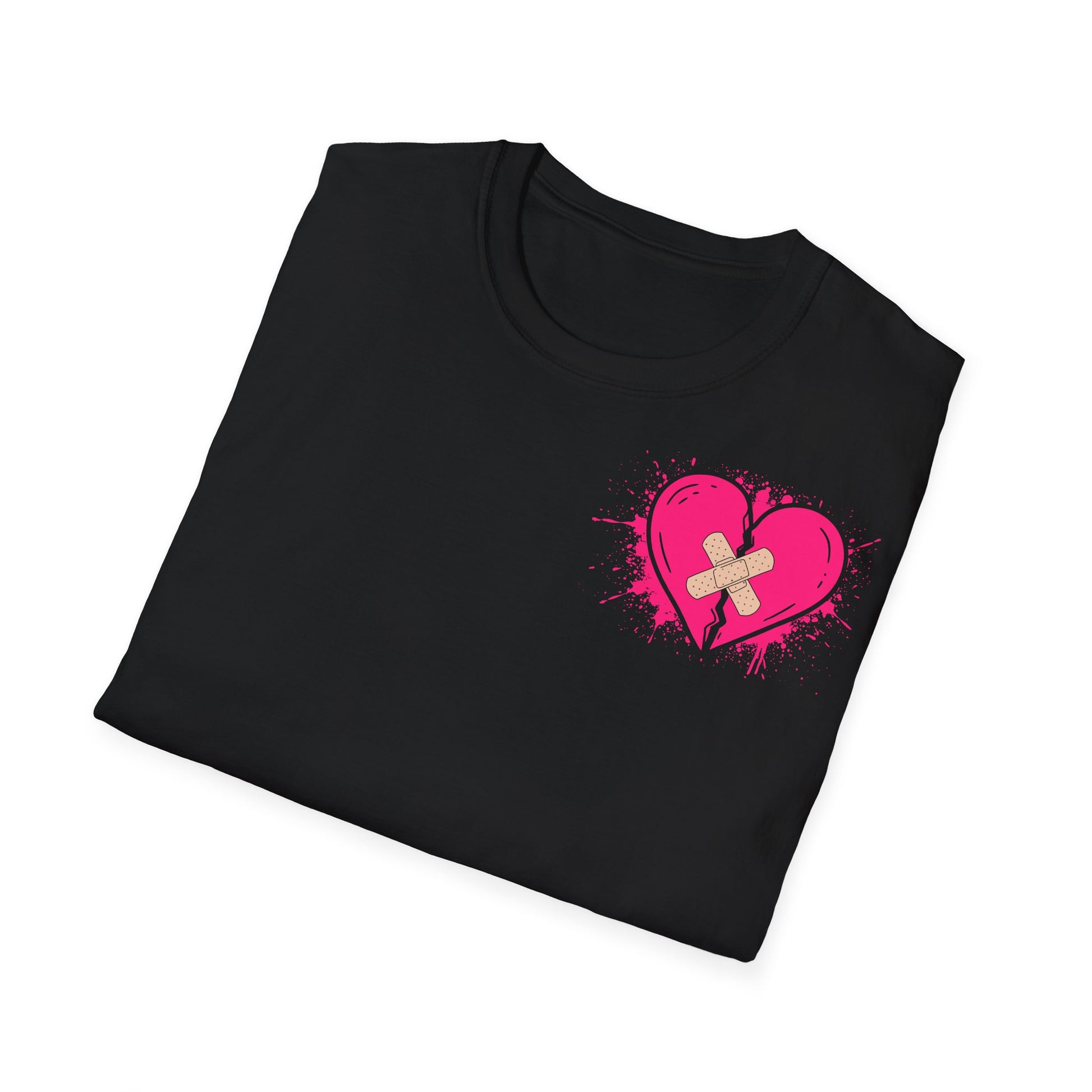 gefaltenes shirt - herzprint auf der Brust