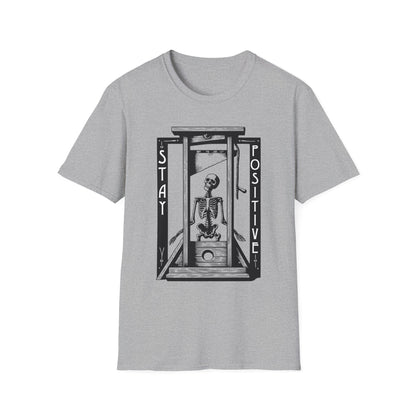 Stay Positive Shirt – Schwarzer Humor mit Skelett. Sarkastisch & stylisch ✓ Für Fans von Dark Humor