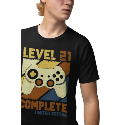 Schwarzes T-Shirt mit Retro-Gaming-Design und Schriftzug „Level 21 Complete – Limited Edition“ mit Gamecontroller