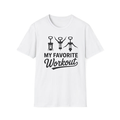 Weißes T-Shirt mit schwarzem Aufdruck „My Favorite Workout“ und drei Korkenzieher-Motiven – lustiges Funshirt für Weinliebhaber und Genießer