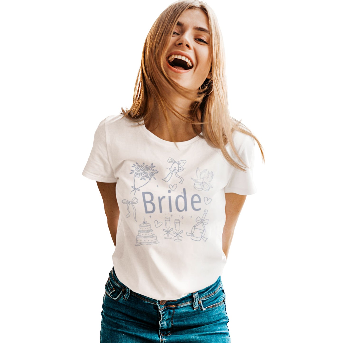 Frau trägt JGA T-Shirt Set mit „Bride“Aufdruck – schlichte Hochzeitsmotive wie Ringe, Schleife, Sektgläser – weißes T-Shirt für Frauen