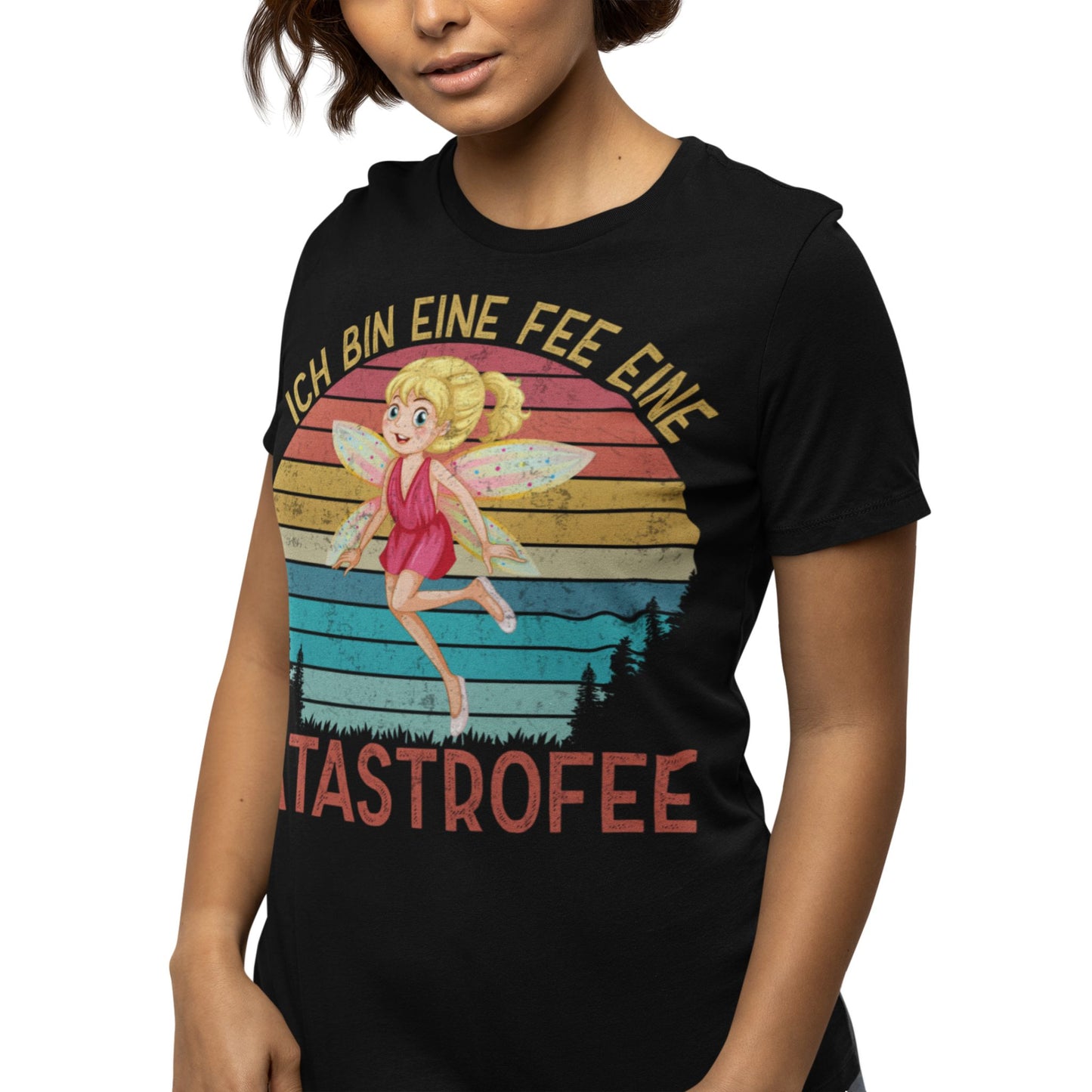 Schwarzes T-Shirt mit bunter Fee und dem Spruch „Ich bin eine Fee – eine KatastroFEE“, witziges Damen-Shirt für chaotische Persönlichkeiten