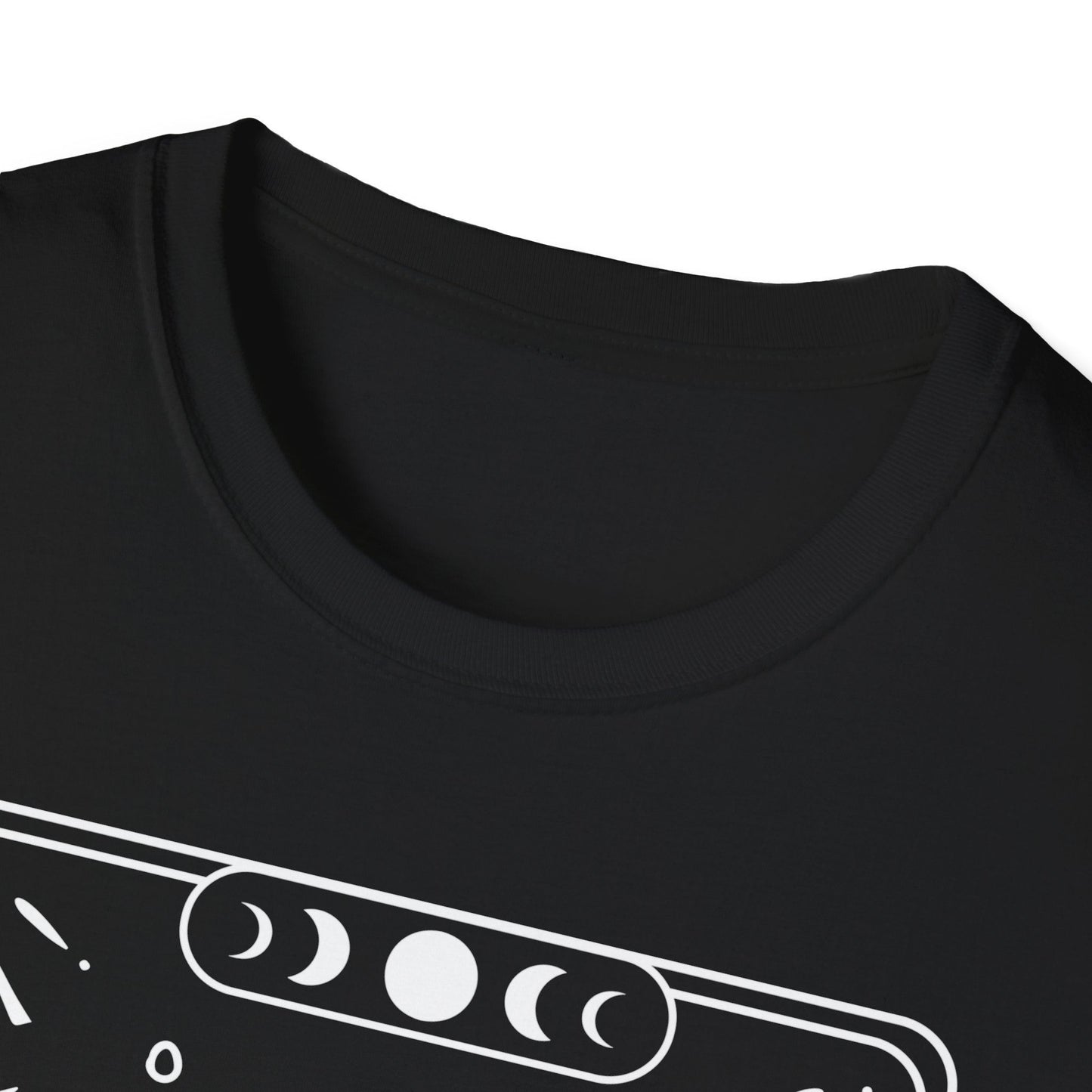 The Overthinker Tarot T-Shirt – Unisex Shirt mit Skelett Design