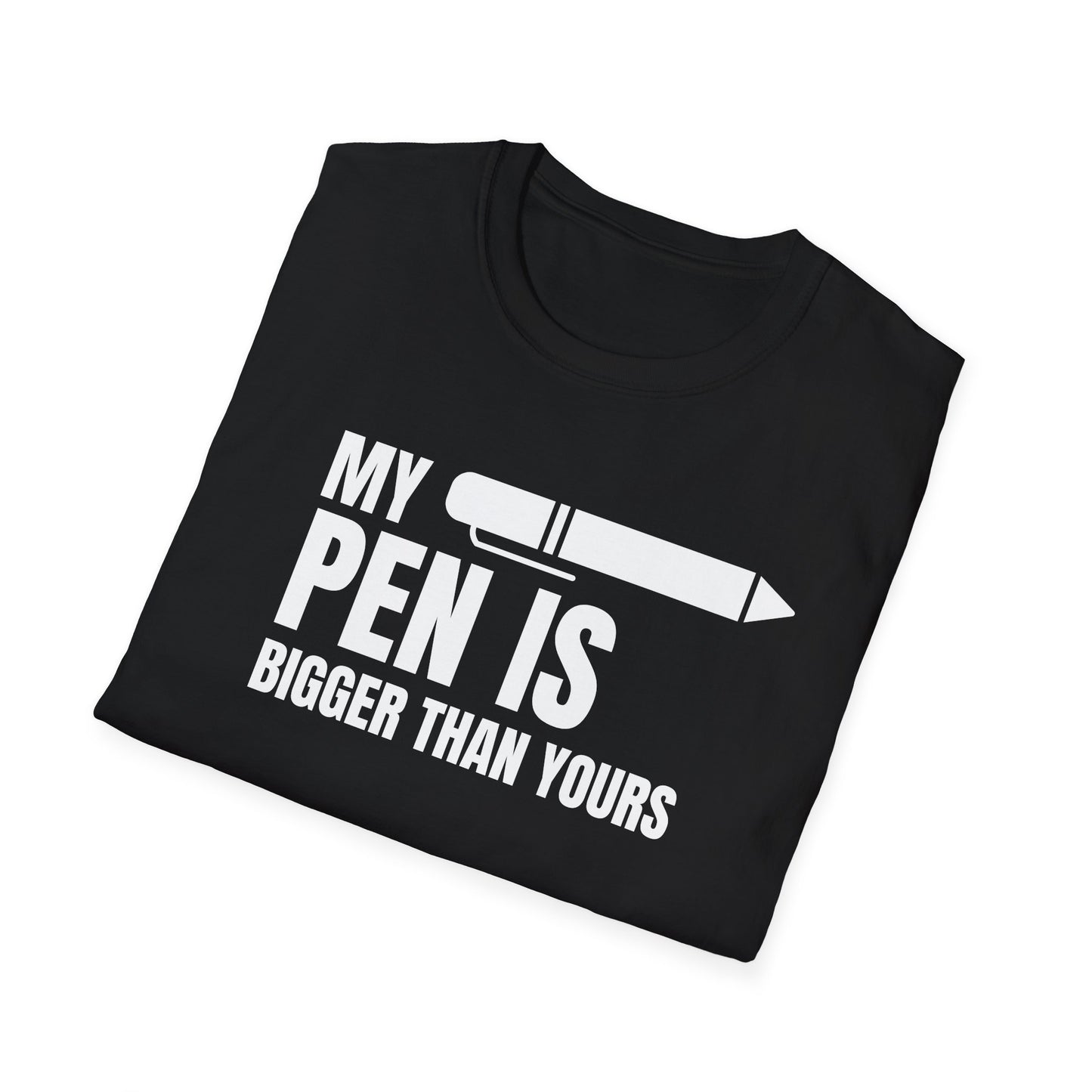T-Shirt für Männer mit dem lustigen und humorvollen doppeldeutigen Spruch 'my pen is bigger than yours' – mit Stift als Motiv.
