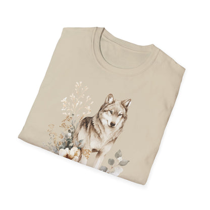 Beiges T-Shirt mit realistischem Wolf-Motiv und floraler Illustration – Wildlife & Natur Design gefaltene Version