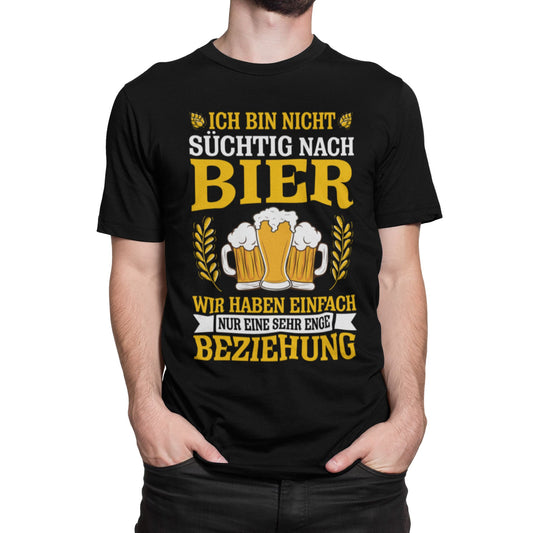 Lustiges Bier T-Shirt – „Ich bin nicht süchtig, nur sehr verbunden“ – Partyshirt für Herren