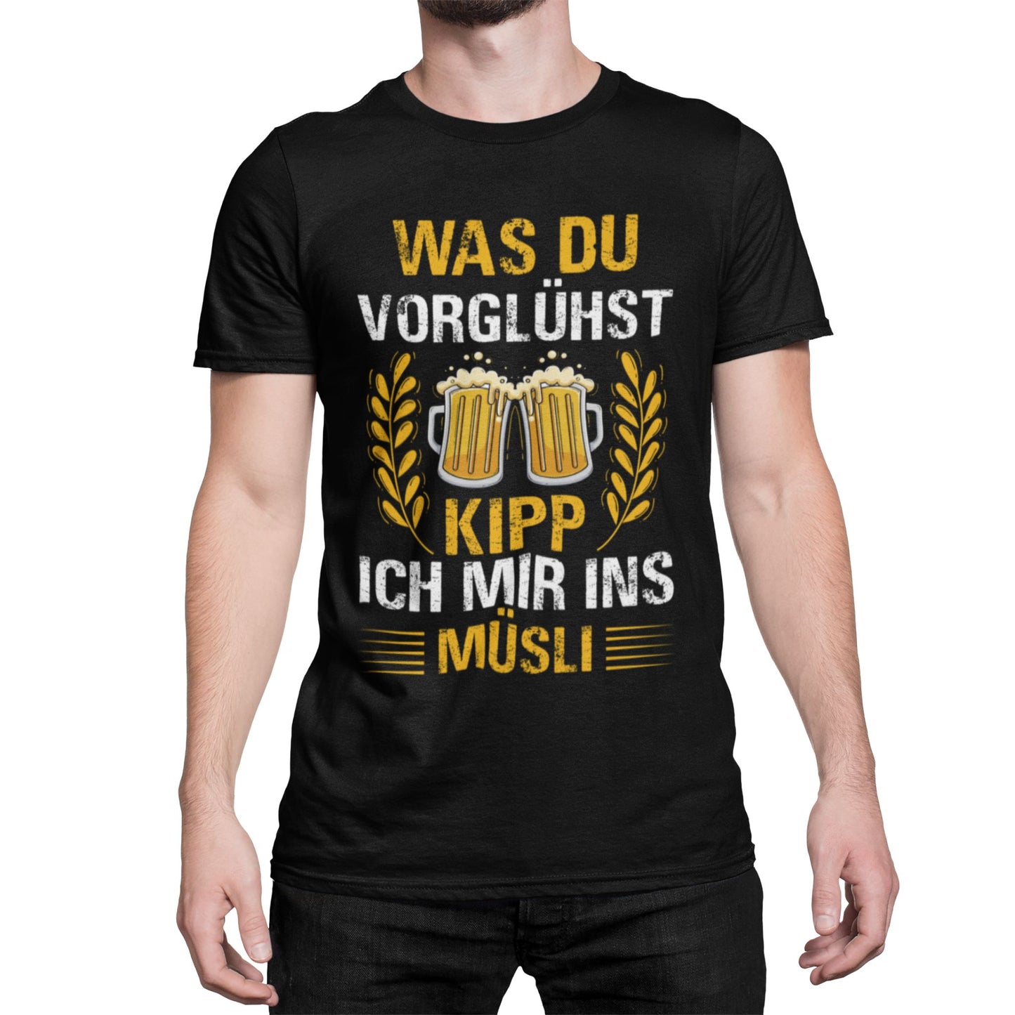Schwarzes Herren T-Shirt mit dem Spruch „Was du vorglühst, kipp ich mir ins Müsli“ und Biergläsern – lustiges Partyshirt