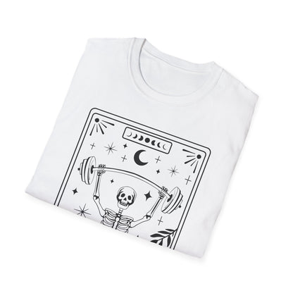 The Gym Lover Tarot T-Shirt – schwarzes Unisex Shirt mit mystischem Fitness-Motiv im Tarotkarten-Stil