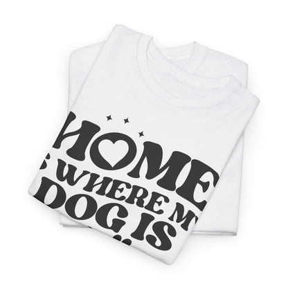 gefaltenes Shirt mit Druck
