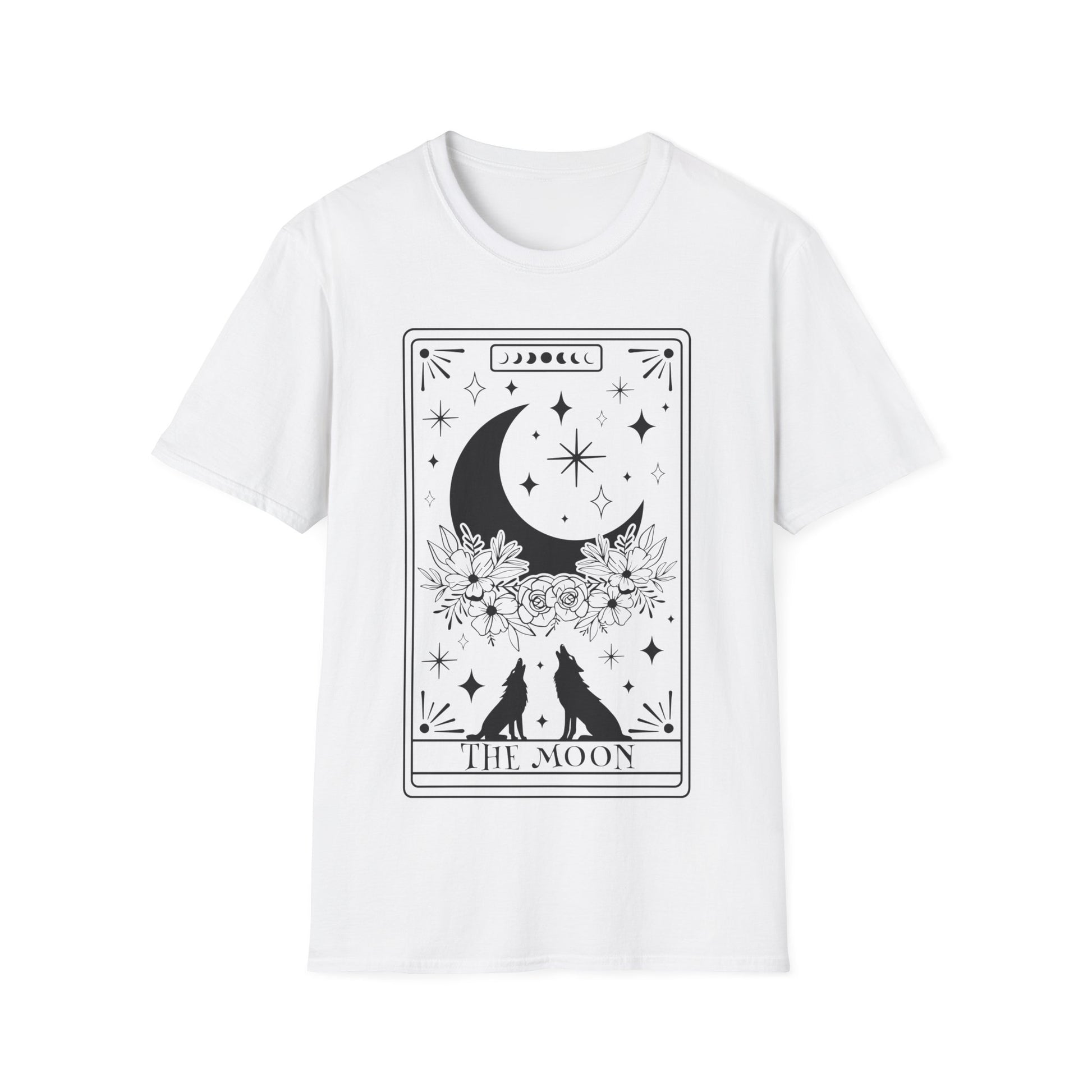 The Moon Tarot T-Shirt – Unisex Shirt mit Wölfen und Vollmond im mystischen Tarotkarten-Stil
