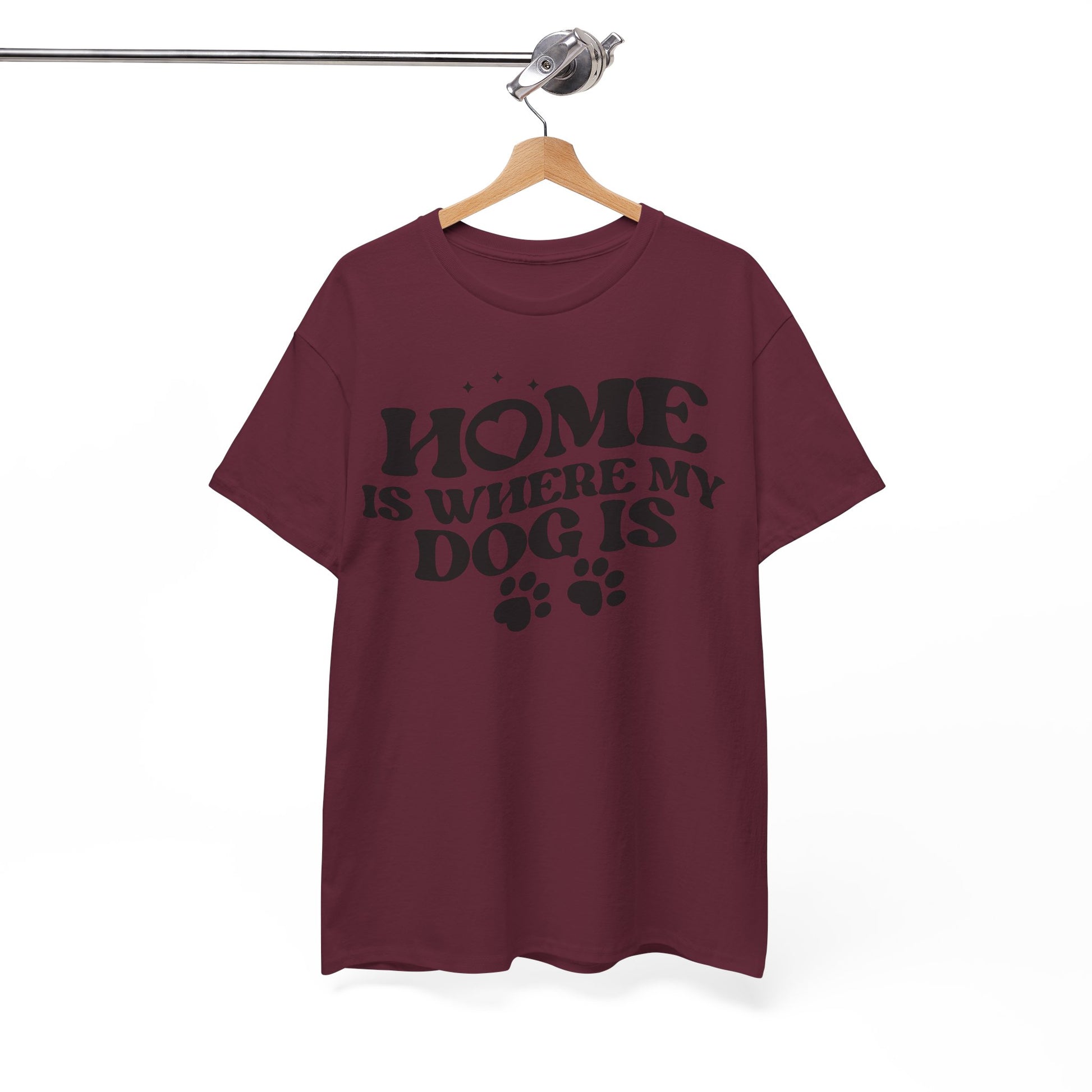 hängendes T-Shirt mit schwarzem Aufdruck „Home Is Where My Dog Is“ und Pfotenmotiv – Hunde Funshirt für Männer und Frauen

