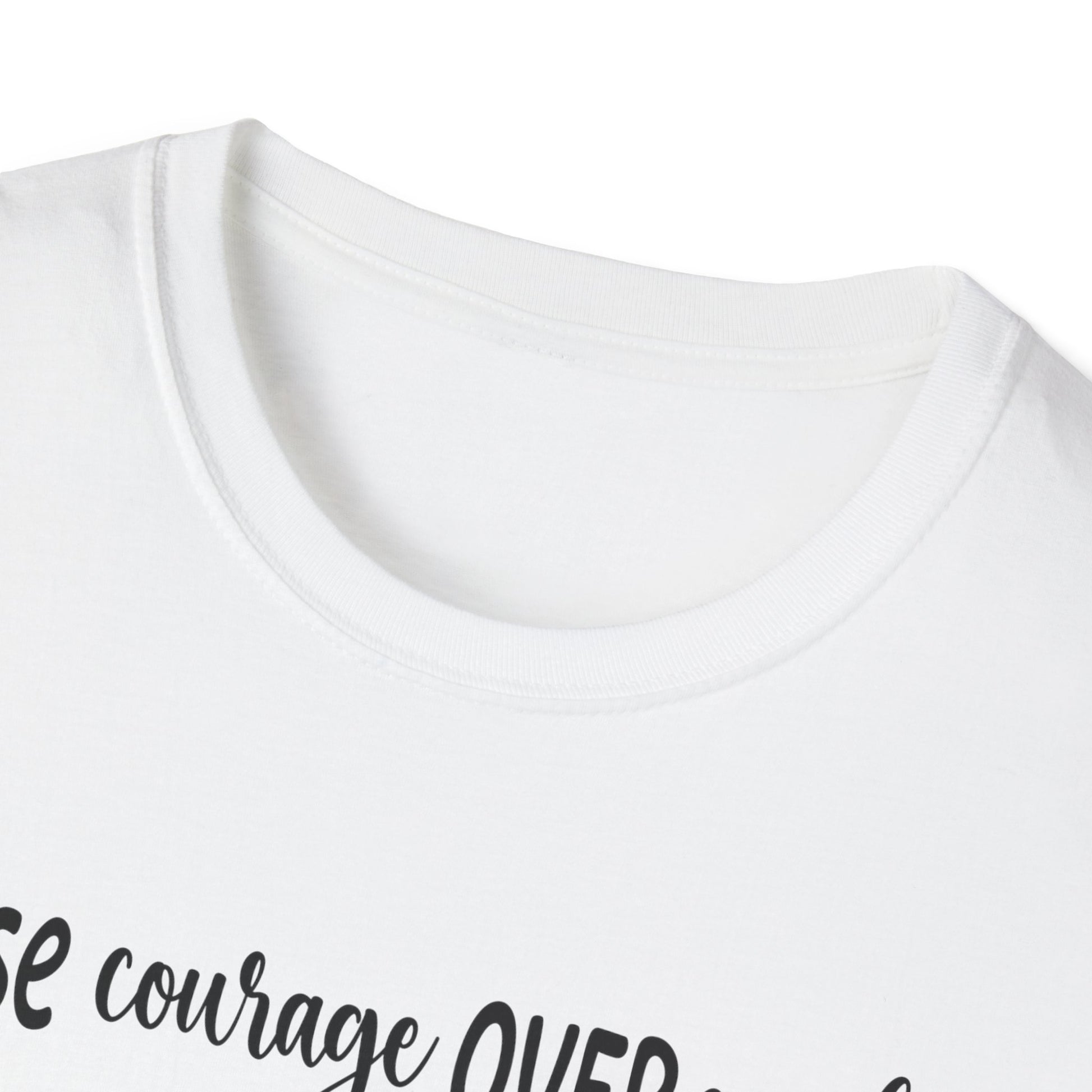 T-Shirt mit Blumenprint und Aufschrift 'Choose Kindness' – feminines Statementshirt für Frauen