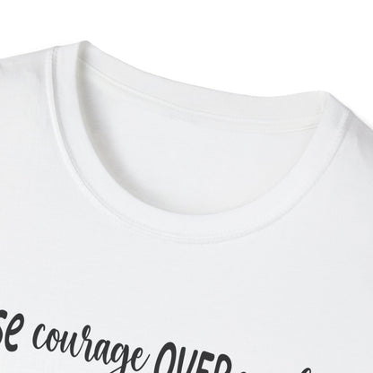 T-Shirt mit Blumenprint und Aufschrift 'Choose Kindness' – feminines Statementshirt für Frauen