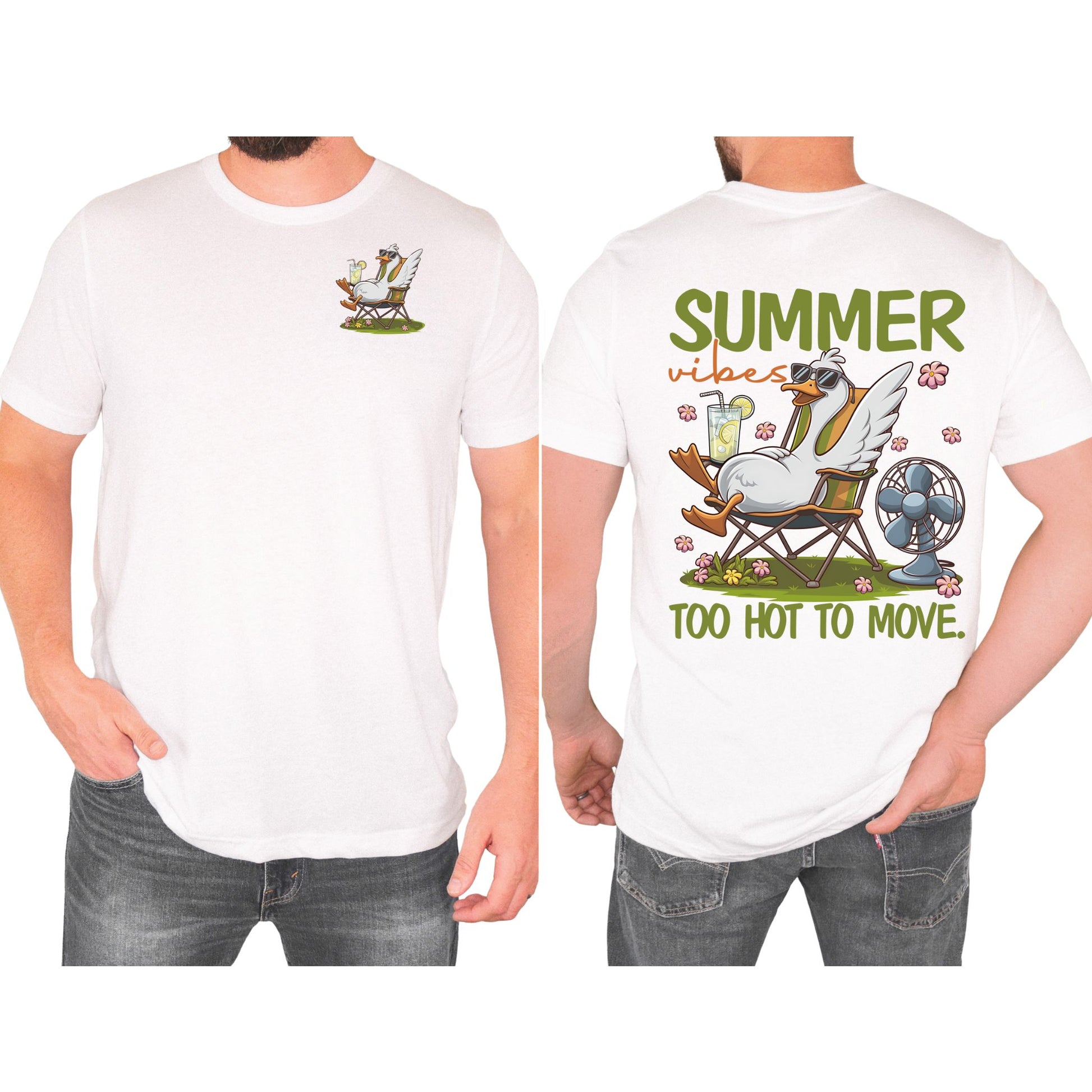 Weißes Unisex T-Shirt mit großem Rückenmotiv: entspannte Gans im Liegestuhl mit Cocktail & Ventilator, Text „Summer Vibes – Too Hot to Move“.