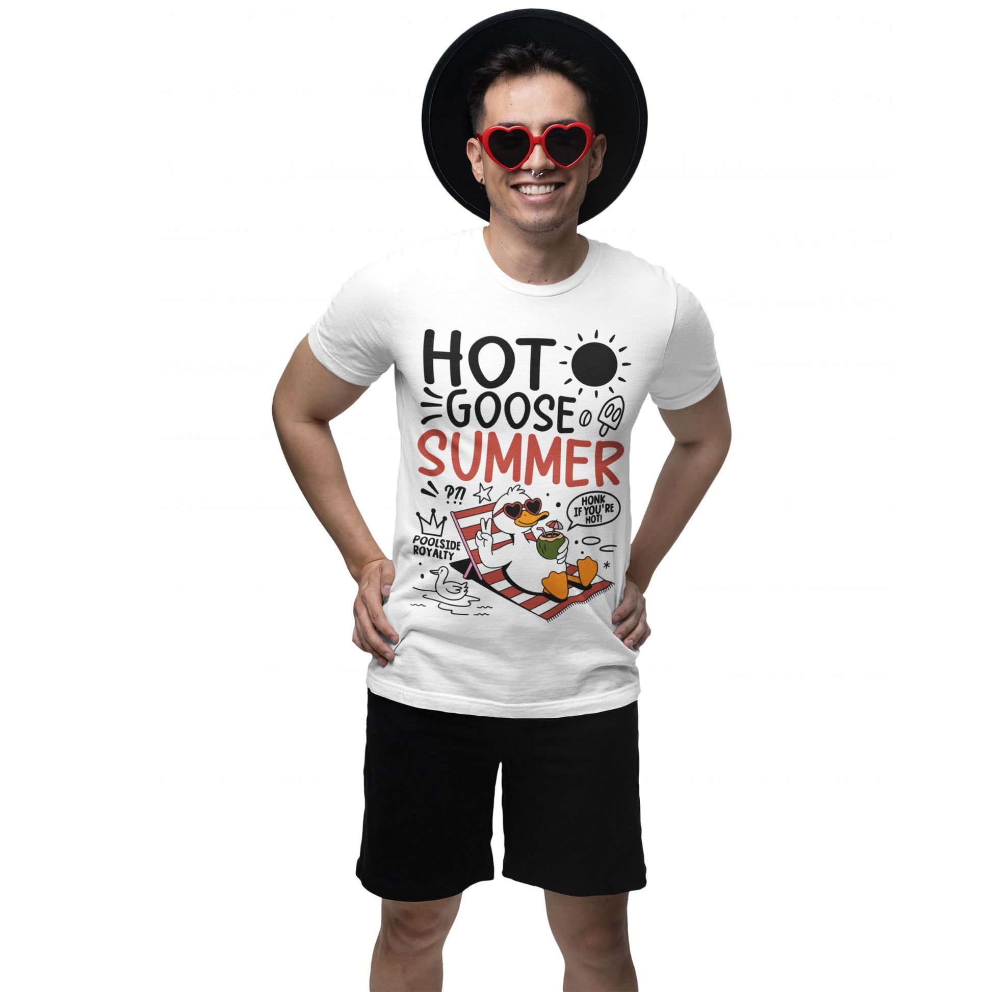 Sommerliches T-Shirt mit relaxter Gans im Liegestuhl und Cocktail – Hot Goose Summer Motiv
