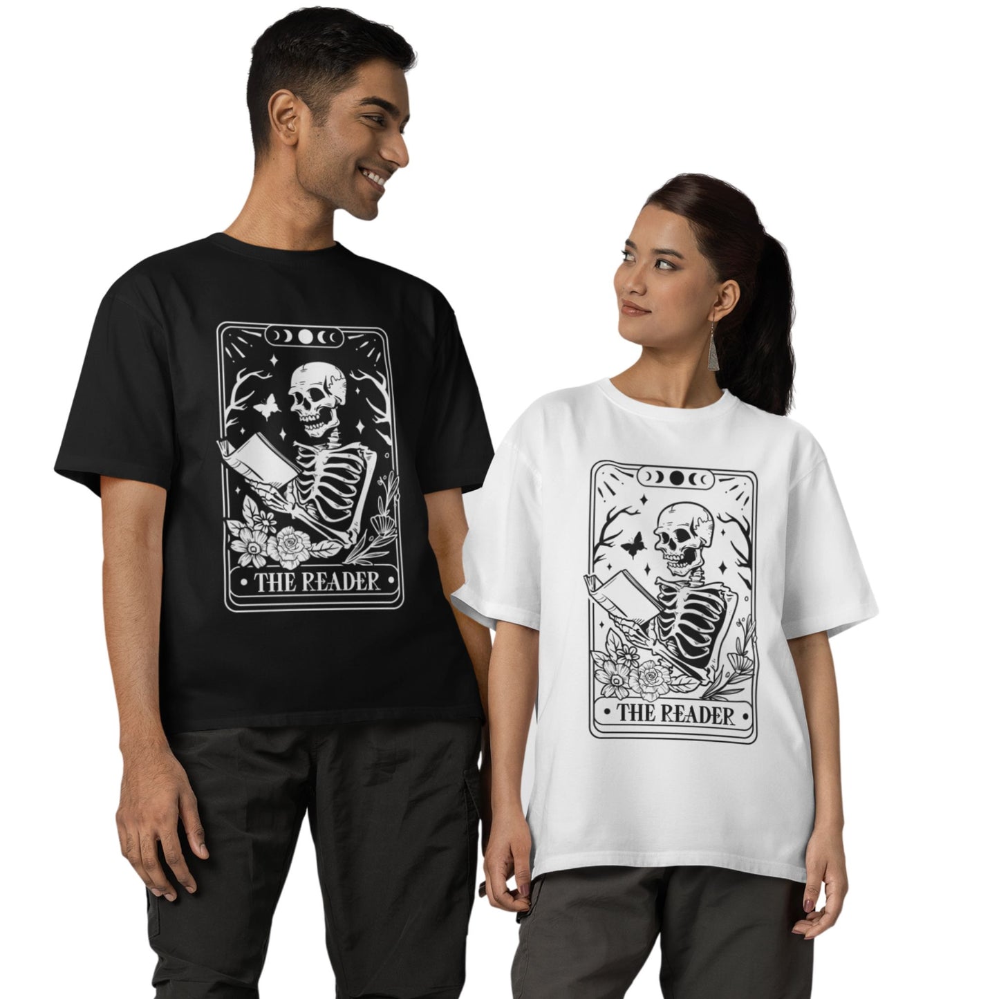 T-Shirt mit Tarotkarten-Motiv 'The Reader' – mystisches Shirt für Bücherfans, Leseratten & spirituelle Menschen"