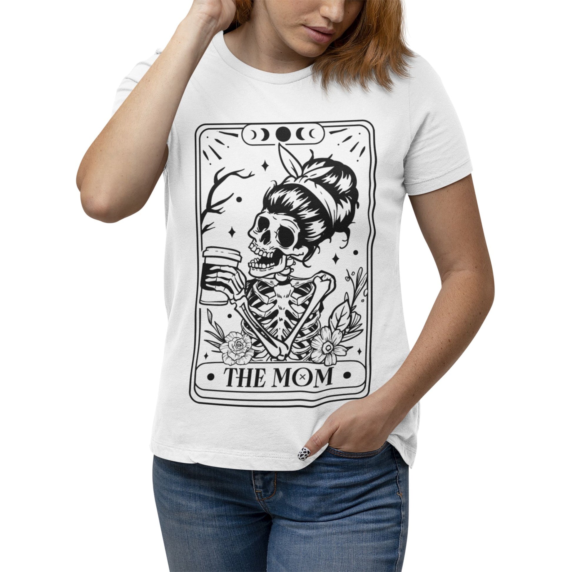 The Mom Tarot T-Shirt – Skelett Design für coole Mütter, unisex Shirt mit mystischem Print