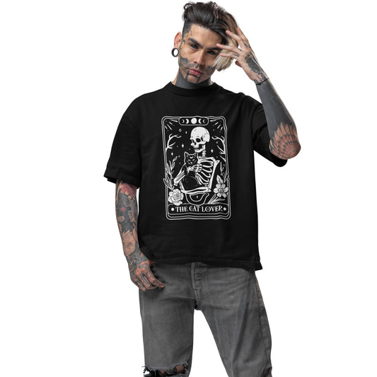 T-Shirt mit Skelett & Katze im Tarotkarten-Design – okkultes Cat Lover Shirt im Unisex Style