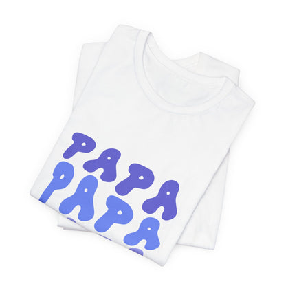 T-Shirt mit viermal Papa Schriftzug in geschwungener Schrift – Vatertagsgeschenk für Männer