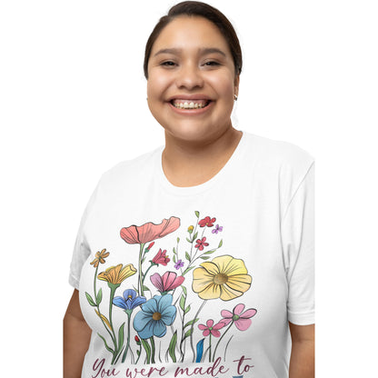 T-Shirt mit Blumenmotiv & Aufdruck 'You were made to BLOOM' – feminines Statementshirt für Frauen